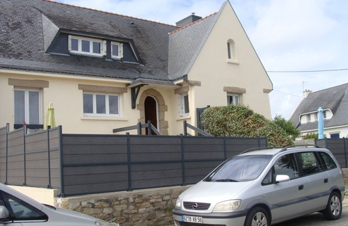 Saint-Pierre-Quiberon Apartment | 300m from the sea, Apartment in Breton house with terrace