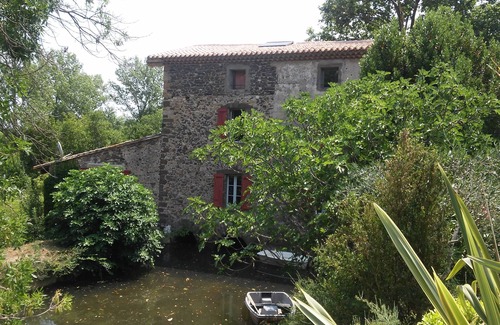 Fontes House | 300m² mill with swimming pool and multisport field in the countryside