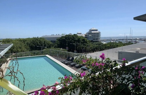 Cairns Central Business District Apartment | 302 Harbour View Cairns
