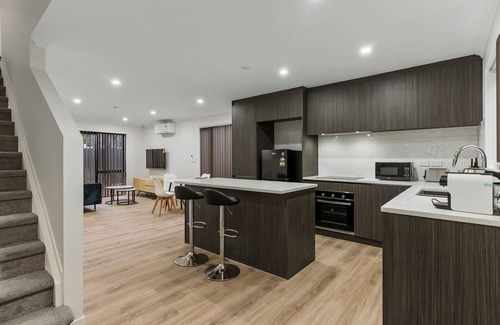 East Tamaki Apartment | 302 Te Irirangi Drive