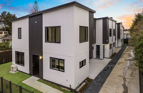 East Tamaki Apartment | 302 Te Irirangi Drive