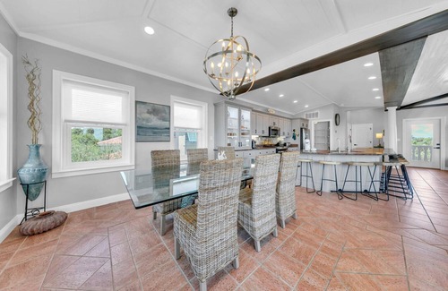 Santa Rosa Beach House | 🐬30A-Steps to Beach-Gulf Views-4 Bikes-Dolphin Overlook🐬