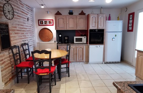 Dax House | 30mn from beaches, large 8-room house with Andalusian patio and private pool.