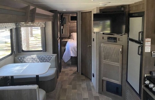 Berwick House | 31' Coleman RV at River Oaks RV Park