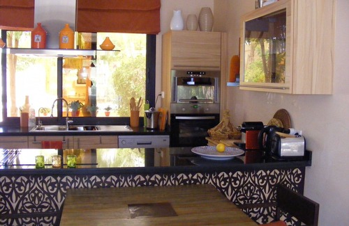 Issen House | (31) Luxurious holiday villa, not overlooked