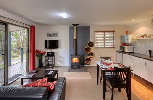 Stanthorpe Cottage | 31 The Rocks