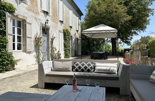 Fieux House | 310 m² House ∙ 6 bedrooms ∙ 14 guests