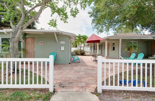Historic Old Northeast House | 310 Unit B3- Studio Coffee Pot By Coastal Cottages