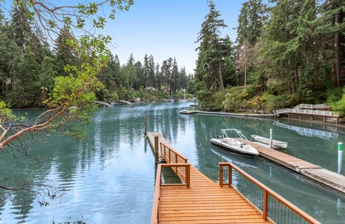 Bainbridge Island House | 312 m² House ∙ 3 bedrooms ∙ 7 guests