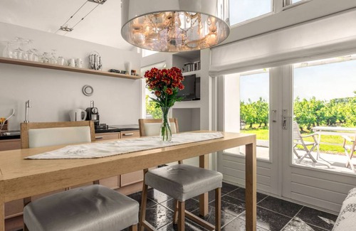 Zaamslag House | 32 m² House ∙ 1 bedroom ∙ 2 guests
