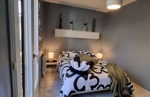 La Demi-Lune House | 32 m² House ∙ 1 bedroom ∙ 3 guests