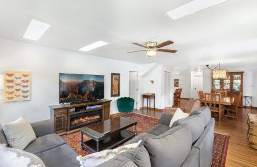 Ouray House | 320 8th Avenue