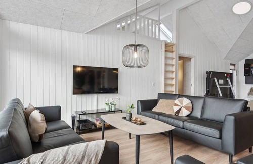 Houstrup House | 320 m² House ∙ 1 bedroom ∙ 26 guests