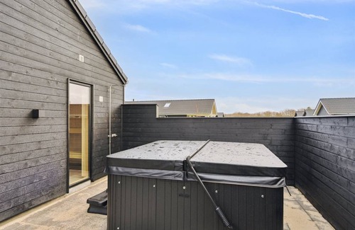 Houstrup House | 320 m² House ∙ 10 bedrooms ∙ 26 guests