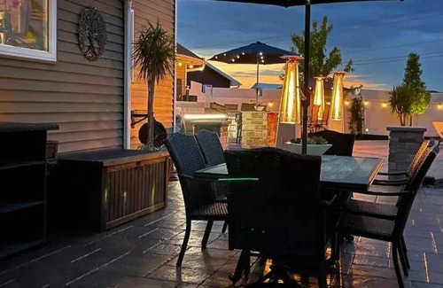 Appleton House | 320 m² House ∙ 5 bedrooms ∙ 16 guests