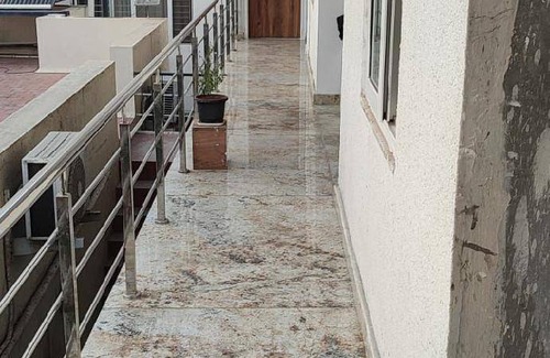 Jeevan Bima Nagar House | 321 m² House ∙ 6 bedrooms ∙ 2 guests