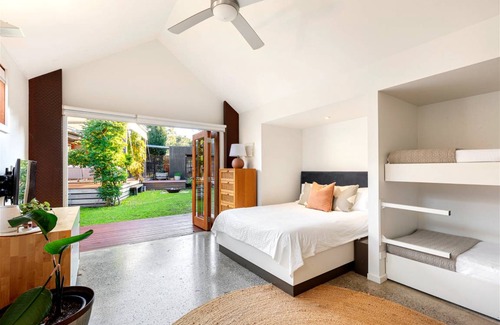 Balnarring Beach House | 327 m² House ∙ 3 bedrooms ∙ 8 guests