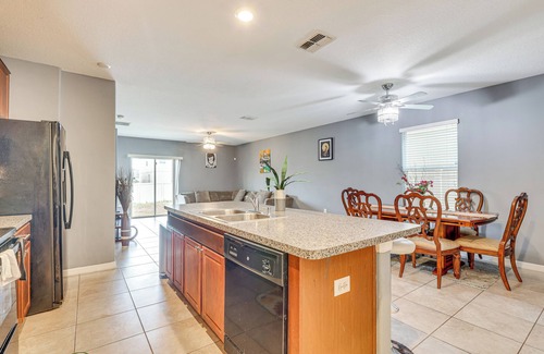 Sun City Center House | 33 Mi to Busch Gardens: Ruskin Home w/Pool Access