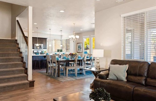 Santa Clara House | 33| Poolside Retreat in St George with 3 Deck Views
