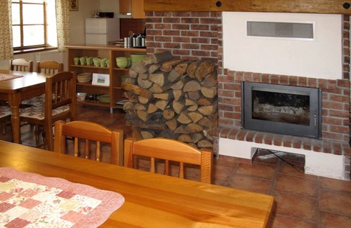 Uhlejov House | 330 m² House ∙ 7 bedrooms ∙ 24 guests