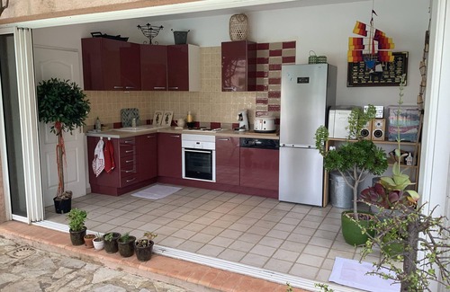 Cers House | 3300 m2 property, dominant view, 130 m2 lagoon pool and 4/6pers Jacuzzi