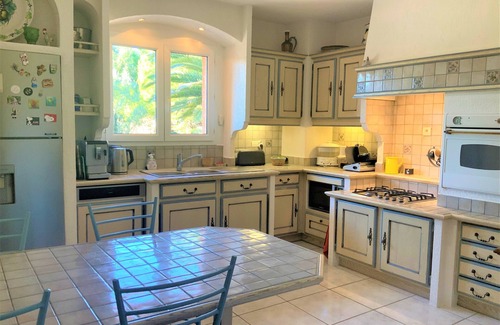 Cers House | 3300 m2 property, dominant view, 130 m2 lagoon pool and 4/6pers Jacuzzi