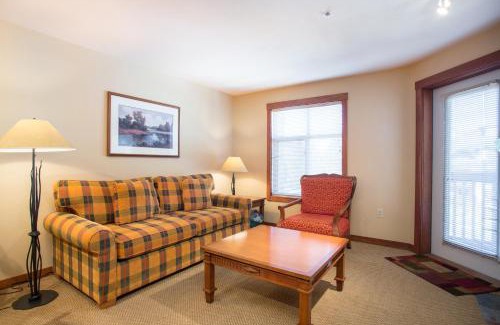 Snowbird Apartment | 3313 - One Bedroom Den Standard Powderhorn Lodge condo