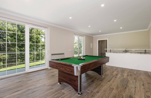 Pobri House | 338 m² House ∙ 5 bedrooms ∙ 10 guests
