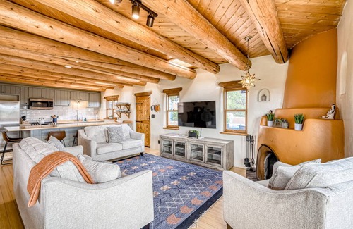 Santa Fe House | 341 m² House ∙ 4 bedrooms ∙ 8 guests