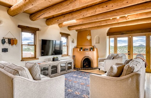 Santa Fe House | 341 m² House ∙ 4 bedrooms ∙ 8 guests