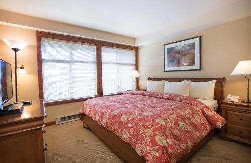Snowbird Apartment | 3412 - One Bedroom Den Standard Powderhorn Lodge condo