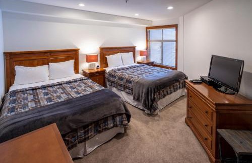 Snowbird Apartment | 3419B - Double Queen Standard Powderhorn Lodge suite