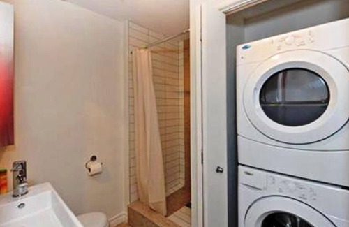 Hochelaga Apartment | #348 Stunning, Tastefully Furnished APT in Downtown East