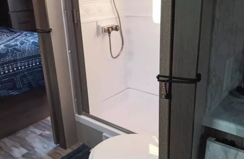 Yellowknife House | 34ft Grand Design Imagine - Connect with nature