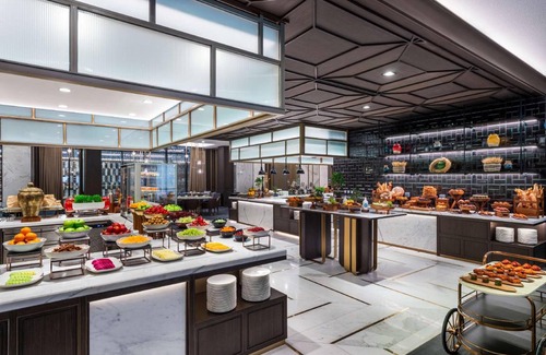 Kuwait City Hotel | 350 m² Hotel ∙ 2 bedrooms ∙ 127 guests