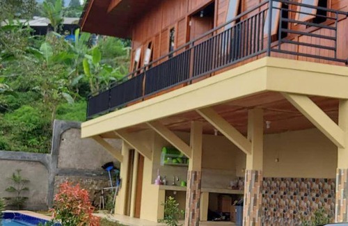 Megamendung Villa | 350 m² Villa ∙ 3 bedrooms ∙ 30 guests