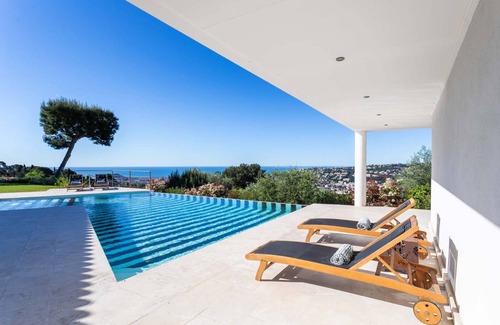 Saint Maurice Villa | 350 m² Villa ∙ 4 bedrooms ∙ 8 guests