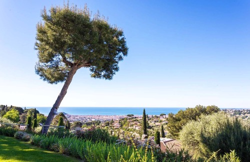 Saint Maurice Villa | 350 m² Villa ∙ 4 bedrooms ∙ 8 guests