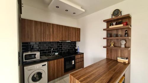 Agios Tychon Apartment | 351 Turquoise Oasis