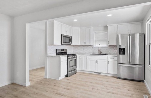 Lockwood House | 3540 Wapato Avenue