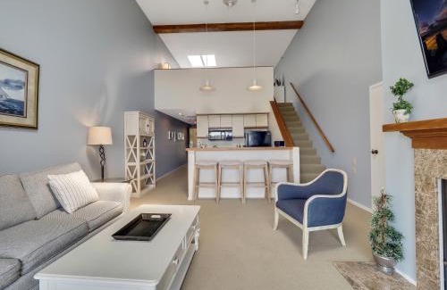 Charlevoix House | 356 Edgewater Inn