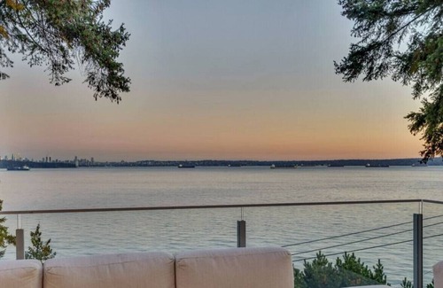 West Vancouver House | 3595 Sunset Ln.-Farris-L-17% · The Sunset Lane Waterfront Home