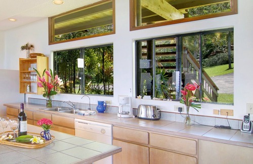 Hana House | 360 Degree Ocean And Mountain Views From This Stunning Home.