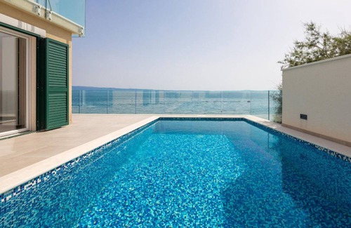 Stobrec House | 360 m² House ∙ 5 bedrooms ∙ 10 guests