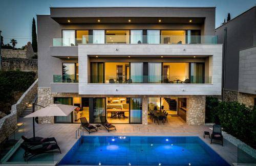 Orasac Villa | 360 m² Villa ∙ 5 bedrooms ∙ 10 guests