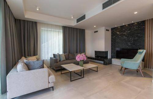 Orasac Villa | 360 m² Villa ∙ 5 bedrooms ∙ 10 guests