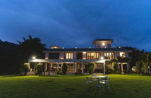Lonavala Villa | 360 Pawna By Hangout Lake View Villa 8 BHK