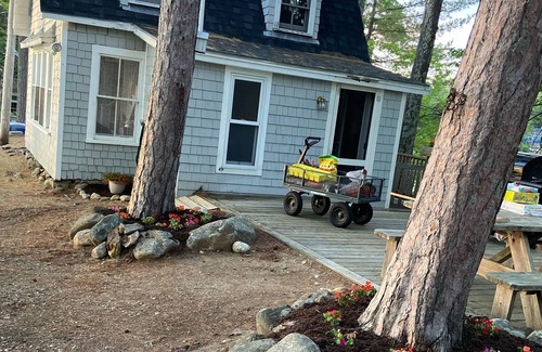 Shapleigh Cottage | 360 Views from lake front cottage perched upon a peninsula on Mousam Lake