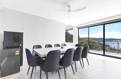 Koolewong House | 365 Days of Kalm I Pano Water Views I Heated Pool