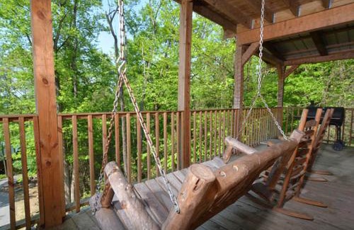 Gatlinburg - Pigeon Forge House | #3690 Bear Creek Lodge